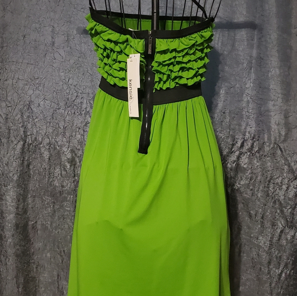 Kenzie Dress - Picture 2 of 3